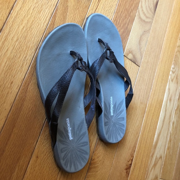 Patagonia Shoes - Patagonia Brown Leather Sandals Size 7 NWOB